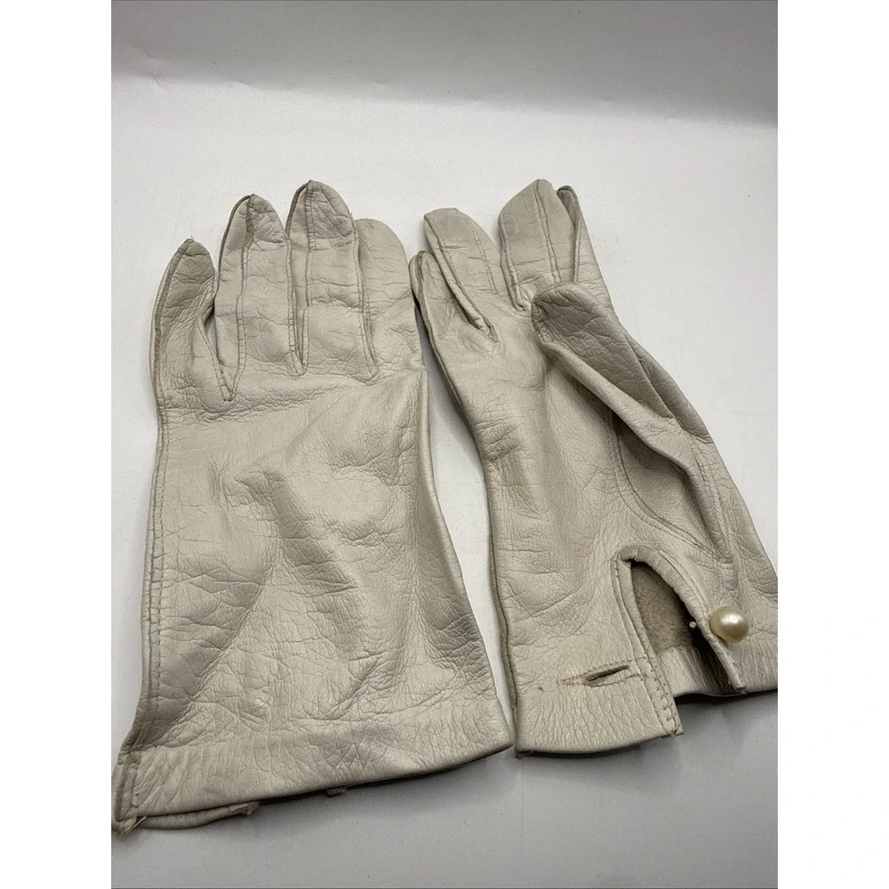 Large Lot Vintage Women's Gloves 10 Pairs Cloth And Leather Chic Hollywood Glam